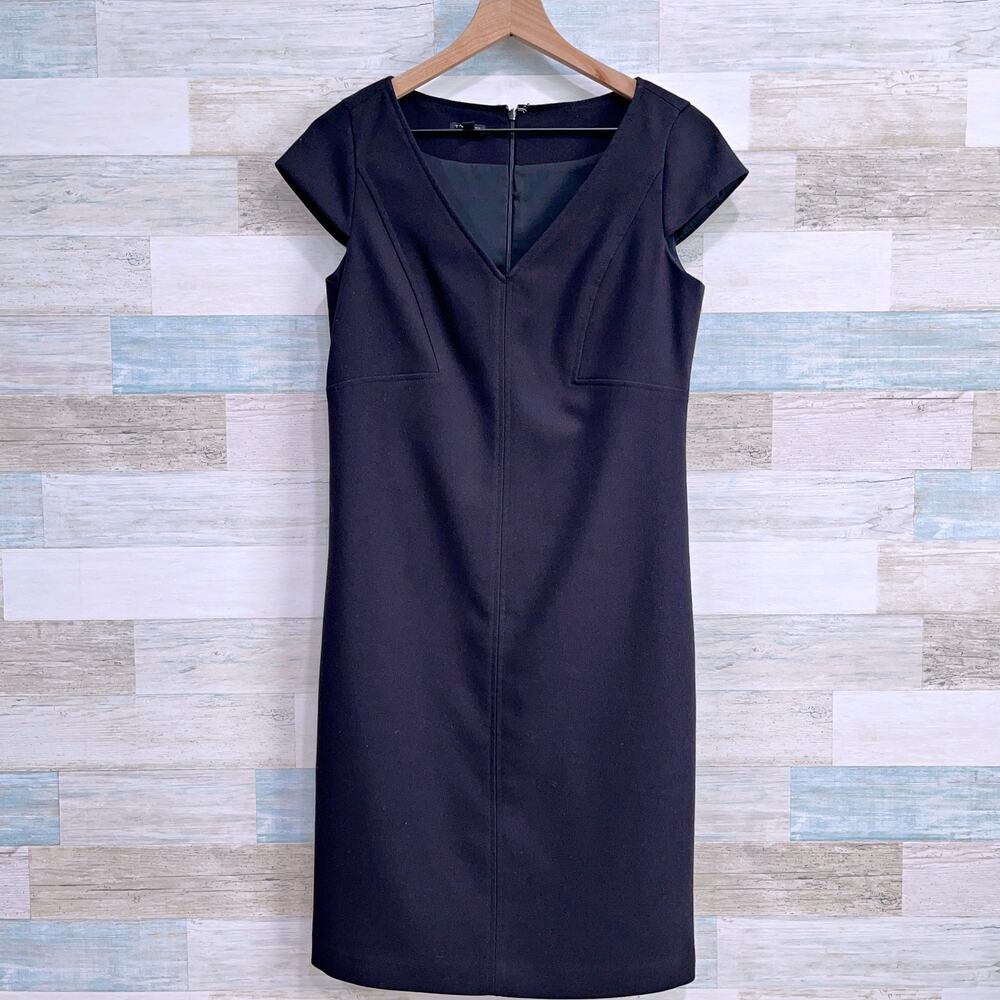 Talbots Career Sheath Dress Black V Neck Cap Sleeve Lined Knee Length Womens 6